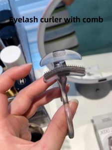 Wide Angle No Frame Sunflower Eyelash Curler with Comb Teeth Long Lasting Natural Curl for Beginners Female Students