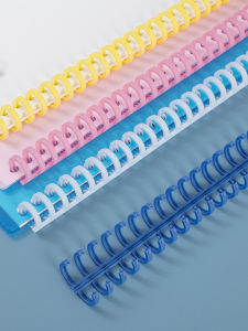 ห่วงเข้าเล่มสีสันสดใส โปร่งแสง วง 30 รู 26 รู 20 รู วัสดุพลาสติกสำหรับเข้าเล่ม วัสดุอุปกรณ์สำนักงาน ยี่ห้อ SONGJUE