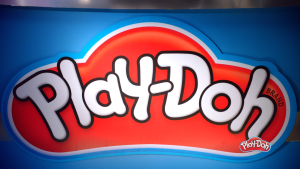 Play-Doh Kitchen Creations Magical Mixer Playset: Includes Toy Mixer and Accessories. Great Arts & Crafts Toy Ages 3+
