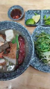 Tô nhựa melamine vân đá đen đựng cơm bún phở tô xoắn miện loe - Tox16/17/18 cm