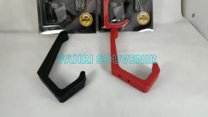 Gantungan Helm Motor Plus Jaket Di Dinding 1 Pcs Bonus Scrup Baut 1 Pasang
