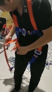 Double Large Hook Adjustable Full Body Harness Heavy Duty Fall Protection Harness With Hook