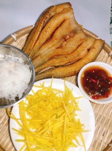 Khô cá lóc tiêu sọ loại 1 đặc sản Cà Mau 5 Nắng Giống Y Hình- VỰA KHÔ NÀNG TIÊN