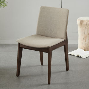 เก้าอี้รับประทานอาหารไม้เนื้อแข็งสไตล์นอร์ดิกใช้ในบ้านที่ทันสมัยและเรียบง่ายกระเป๋านู้หนังแท้ เก้าอี้แต่งหน้าร้าน พิกเก้าอี้ร้านอาหาร ผ้าพิง