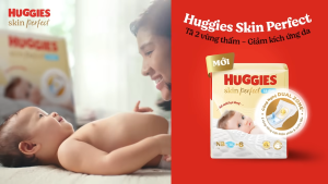 (Mua 3 TẶNG 1) Tã bỉm dán sơ sinh Huggies Skin Perfect size NB/S/M ngẫu nhiên với 2 vùng thấm giảm kích ứng da.