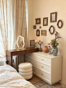 SAMEDREAM | Real Wood Compact Corner Extendable Small Makeup Table