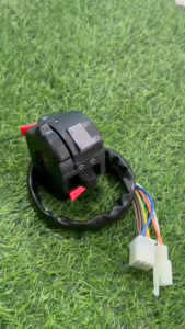 สวิทช์แฮนด์ (ข้างซ้าย)ปะกับแฮนด์ พร้อมสายไฟ สามารถแปลงใส่ได้ทุกรุ่น ทีแซดอาร์/ ทีแซดเอ็ม/ อาร์เอ็กซ์เค สีดำ Yamaha TZM/ TZR/ RXK