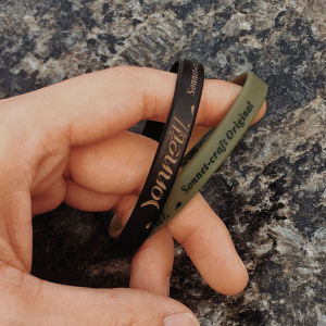 Sonnet-Craft Original Design Retro Niche Sports Bracelet Silicone Wrist Strap Mens Fashion Couple Bracelet