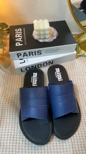 New Men slide sandals with textured straps and rubber soles. Suitable for casual indoor or outdoor wear.