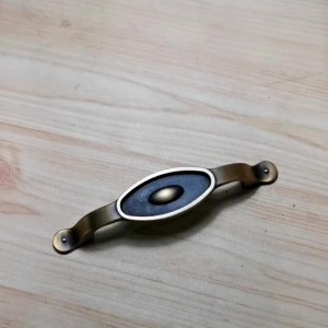 Elegant Antique Brass Drawer Handle 935