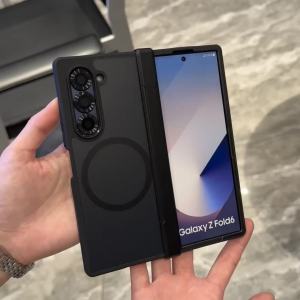 szhaiyu | For Samsung Galaxy Z Fold 4 5 6 7 8 Ultra for Magsafe Phone Case Transparent Hinge Shockproof Magnetic Wireless Charging Cover
