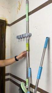 Móc Treo Kẹp Chổi Dán Tường Thông Minh - Không Cần Khoan Tường - Tiết Kiệm Không Gian