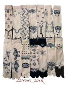 (3 PASANG) Kaos kaki panjang muslimah 2 jari motif telapak hitam warna kulit