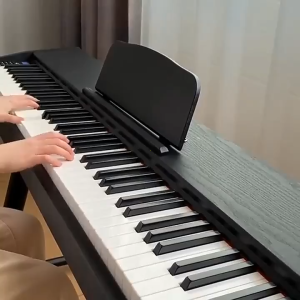 Electric Digital Piano with Dual Headphone Port Keyboard Piano 88 Keys Musical Keyboard 88 Key Electronic Piano Electric