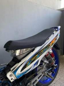 Jok motor fiz r slim kulit variasi mbtech dan catur