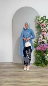 Kebaya Tunik Selena: Bordir Payet Mutiara & Brokat Tile Slayer Tunik Wanita Modern