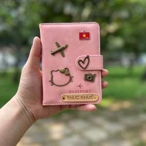 Bao da hộ chiếu Màu 21 có quai gài Hồng Retro - Pink Color chất PU cao cấp ngăn phụ chứa thẻ giấy tờ