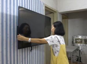 Swivel Tilt Adjustable TV Stand Wall Mount Heavy Duty Bracket For 37"-70"(75")