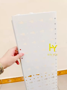 Lưng lỗ giọt nước gắn vào kệ siêu thị cao cấp gắn thanh ray treo tường