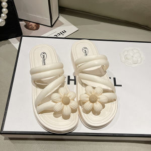 Internet Hot Slippers Ladies New Summer Outwear Fairy Style Shit Feeling Seaside Beach Shoes Non Slip Soft Bottom Sandals