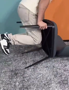 V Home เก้าอี้ทานอาหาร Italian style รุ่น DD244 โครงขาเหล็ก เบาะหนัง รับน้ำหนักได้มาก