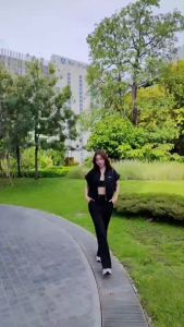 TW22192 Set 2 ชิ้น เสื้อซิปหน้า อกปักลาย + กางเกงขายาว ..