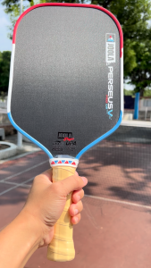 Pickleball Paddle JOOLA Hyperion V Carbon Composite Fiber Non-Slip Handle Offensive/Control Approx 7.8oz Free Paddle Cover