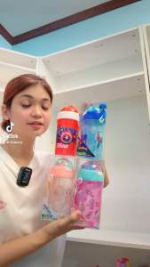 กระติกน้ำเด็กคล้องคอแบบหลอดดูด รุ่นฝาเด้ง ลายการ์ตูน ขนาด 500มล ลิขสิทธิ์แท้ พร้อมส่ง