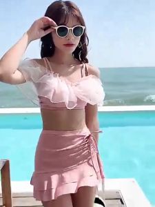 ใหม่พร้อมส่ง ชุดว่ายน้ำแขวน พร้อมส่ง ผู้หญิง วัยใส สตรีสาย กระโปรง หน้าที่สวยงาม 10 ชุด