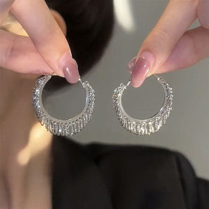 Elegant Simple Fashion Silver Needle Hoops Earrings Stylish Minimalist Personality High-End Versatile Cold Style Jewelry