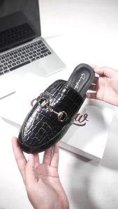 EVERFLOW - VPD16 Sandal Flatshoes Mules Wanita Elegan - Sandal Bustong Wanita