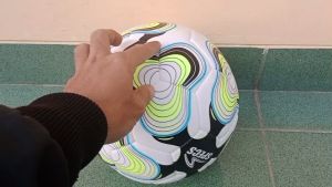 Spesifikasi Bola Sepakbola Dewasa Size 5 & Kelebihannya