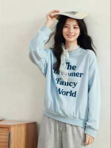 SEIFINI | Flocked Contrast Letter No-Hooded Sweater