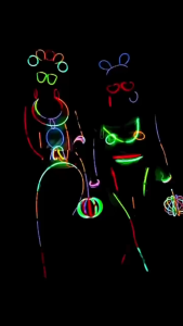 แท่งเรืองแสงปาร์ตี้ Party Glow Sticks DAHK