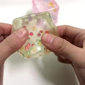 Schylling | Đồ Chơi Bóp Hình Bạch Tuộc Cho Trẻ Em Và Người Lớn - Trò Chơi Tiệc Tùng Vui Nhộn Tự Làm Với Bong Bóng Chất Liệu TPR Đàn Hồi Chậm Đồ Chơi Cảm Giác Tương Tác Quà Sinh Nhật
