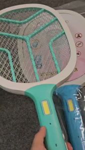 ไม้ตียุง ไม้ช็อตยุง 866/8128 ปลั๊กชาร์จในตัว เสียบไฟบ้านได้ เก็บแบต ทรงสวย เลือกสีได้ มีไฟ ตียุง เครื่องดักยุง ของใช้ในบ้าน