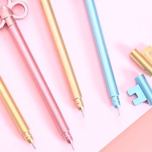 Satu Keluarga Pulpen Gel Bentuk Kunci Rumah A64 Pena Kunci Classic Pen Karakter Alat Tulis Stationary / Bolpoin Gel Karakter Lucu Souvenir Import