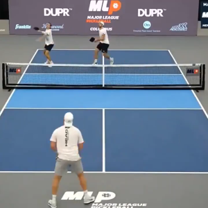 SG【Ready Stock】Pickleball Paddles Carbon Fiber Elite Graphite Pickleball Paddles Pro-Grade Control Outdoor Sports Racket