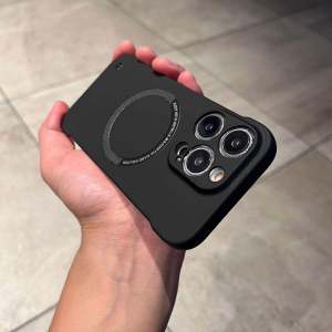 Ultra-Thin Bezel-less Heat Dissipation Magnetic Attraction Phone Case for Apple 15Promax iPhone 16Pro Skin-like Matte Protection Case for 14Plus Ip13 New Magsafe Wireless Charging 12/11