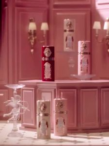 [New Product] Flower Knows Strawberry Cupid Liquid Blush Milk Cream Texture Ali North Cup Joint Creation 花知草莓 丘比特液体 腮红 牛奶霜 质地 阿里北杯 联名创作  花知晓腮红。。。