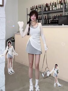 ชุดเดรสสั้นสีเทา ชุดสองชิ้น แขนยาว คอวี ทรงเอ กระโปรงสั้น ชุดฤดูใบไม้ร่วง ชุดเกาหลี ชุดเดรสผู้หญิง ชุดแฟชั่น