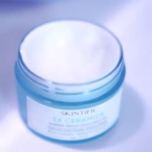SKINTIFIC - 5X CERAMIDE BARIER MOISTURIZER GEL Travel Size 6gr || Moist Viral Pelembab BPOM