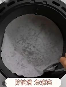 Reviln กระดาษรองหม้อทอดไร้น้ำมัน 100 แผ่น พร้อมส่ง กระดาษซับน้ำมัน กระดาษอบขนม baking paper มีสินค้าพร้อมส่ง