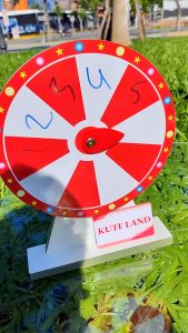 Vòng quay trúng thưởng may mắn 25 cm 10 ô màu trắng đỏ có thể ghi bút bi sáng tạo nội dung sự kiện trò chơi