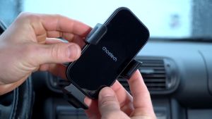 Giá đỡ điện thoại tích hợp sạc không dây trên ô tô 15w Choetech T201 kèm 3 đầu sạc hít nam châm (Lightning Micro Type C)