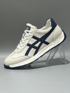 รองเท้าวิ่งผู้ชายหนังแท้ฤดูใบไม้ร่วง/ฤดูหนาว รองเท้าส้นแบนแบบสวมหัวมน ระบายอากาศได้ดี พื้นยางกันลื่น สวมใส่สบาย