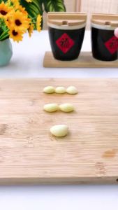 Stainless Steel Garlic Press Crusher Manual Garlic Mincer Chopping Garlic Tool Fruit Vegetable Tools Kitchen Accessories Gadget