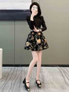 Elegant High-Waisted Slimming Floral Print Dress Womens A-Line Skirt Long Sleeve round Neck Pure Offline Sale Autumn Winter