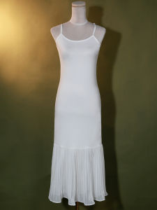 Váy Xếp Ly Modal Dáng Ôm Vừa Vặn Dài Vừa Phải Có Dây Đeo Cổ Trễ Đa Năng Cho Mùa Hè 2025 Váy Lót Trong Suốt Váy Xếp Ly