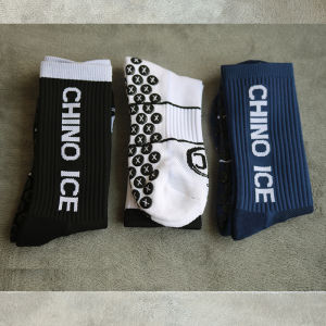 1Pair Professional Silicone Non-Slip Football Socks for Men And Women Breathable Outdoor Sports Soccer Grip Socks